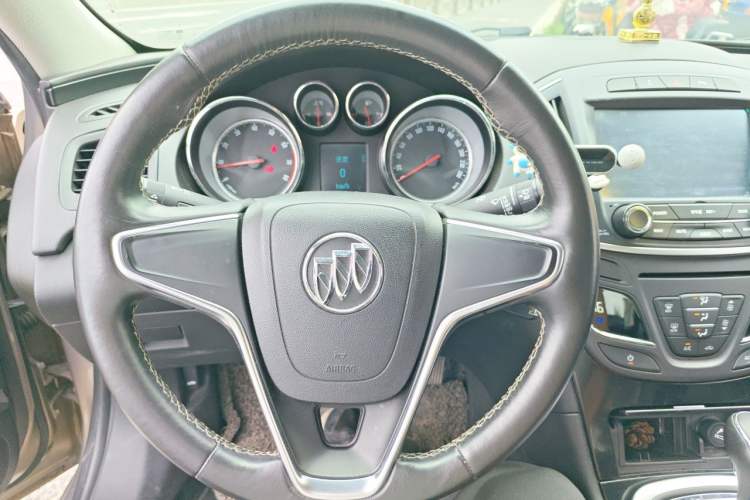 Used Buick Regal 2015 1.6T Leading Technology Model Steering Wheel