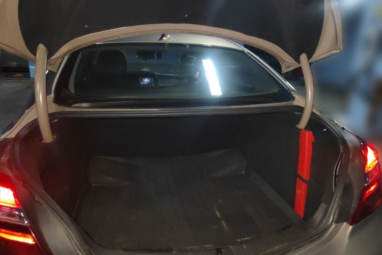 Used Buick Regal 2015 1.6T Elite Tech Model Trunk