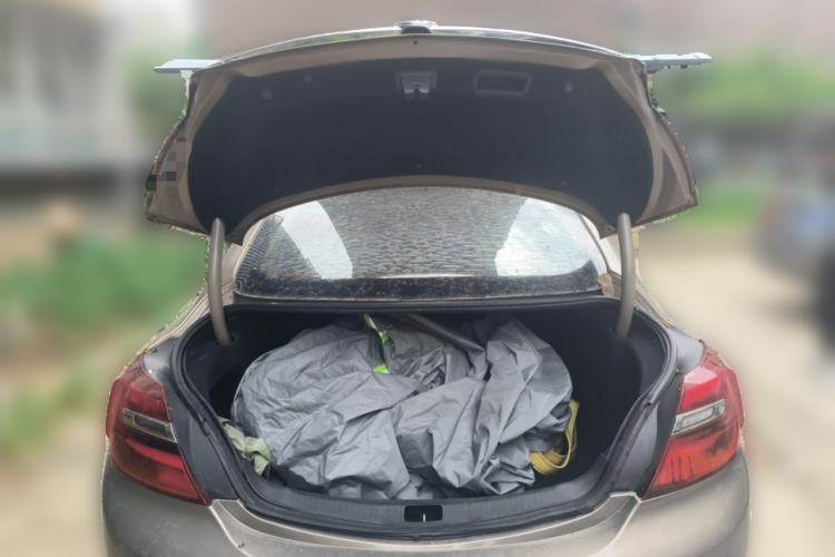 Used Buick Regal 2015 1.6T Leading Technology Model Trunk