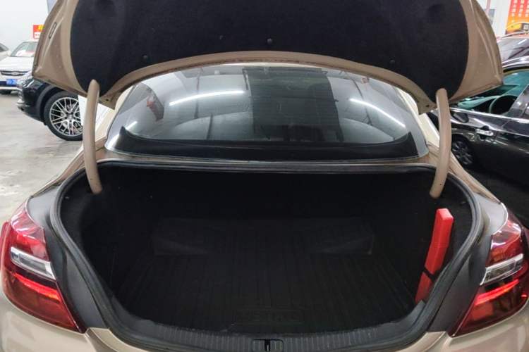 Used Buick Regal 2015 1.6T Elite Tech Model Trunk