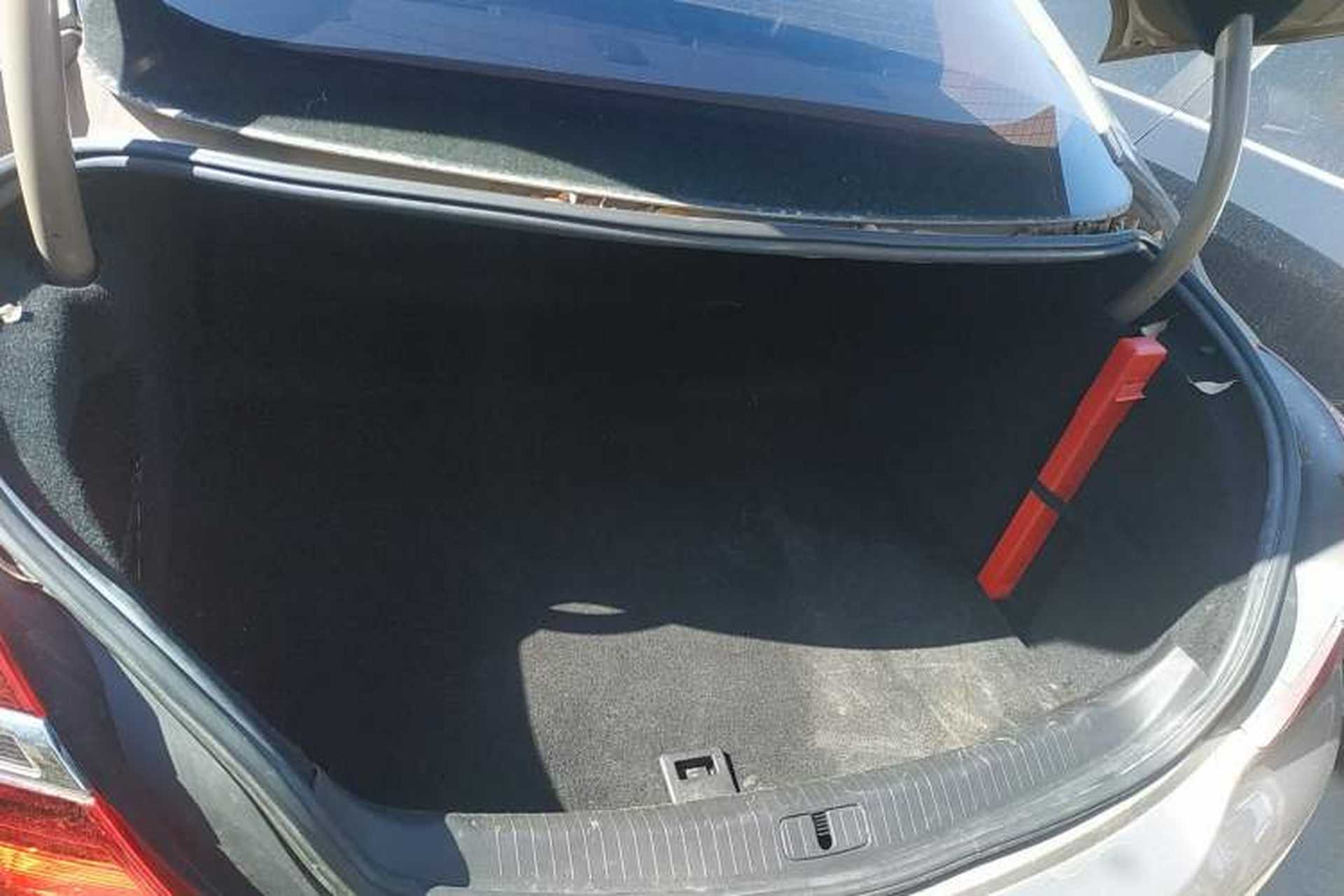 Used Buick Regal 2015 1.6T Fashion Tech Model Trunk
