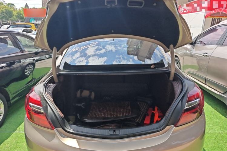 Used Buick Regal 2015 1.6T Elite Tech Model Trunk