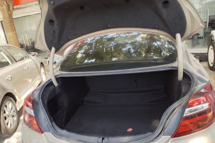 Used Buick Regal 2015 1.6T Leading Technology Model Trunk