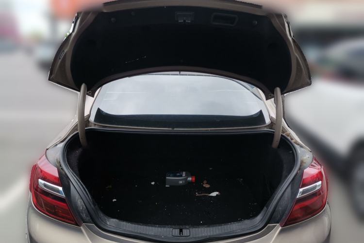Used Buick Regal 2015 1.6T Elite Tech Model Trunk