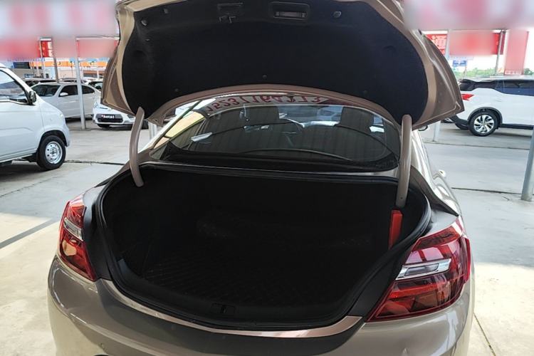 Used Buick Regal 2015 1.6T Elite Tech Model Trunk