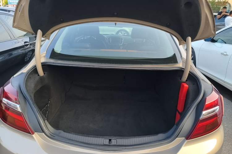 Used Buick Regal 2015 1.6T Elite Tech Model Trunk