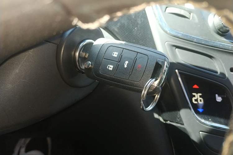 Used Buick Regal 2015 1.6T Fashion Tech Model Vehicle Key