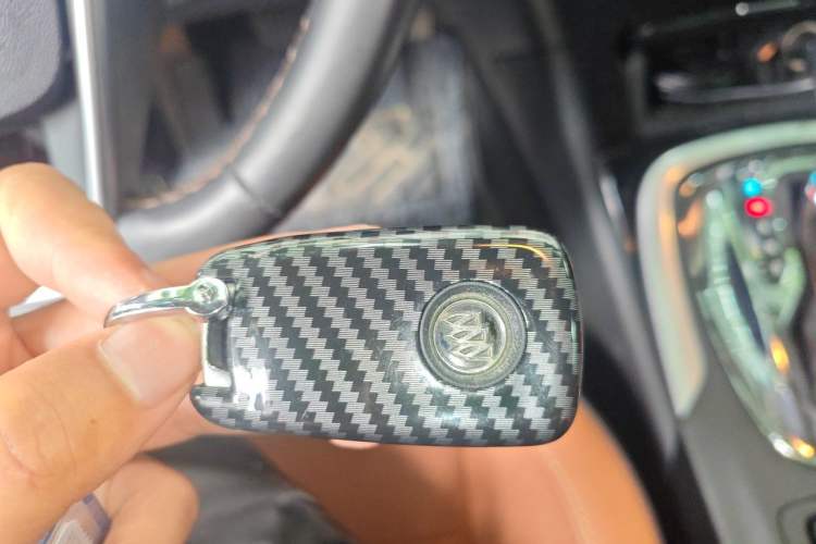 Used Buick Regal 2015 1.6T Elite Tech Model Vehicle Key