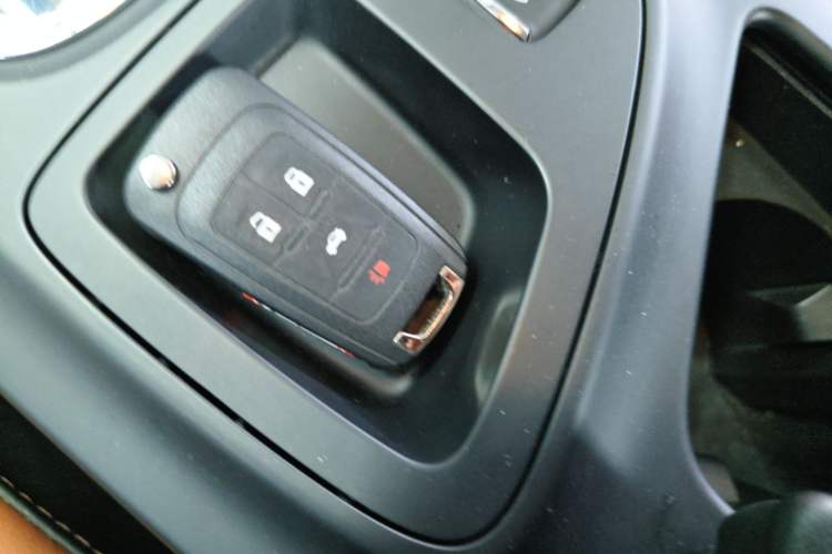 Used Buick Regal 2015 1.6T Elite Tech Model Vehicle Key