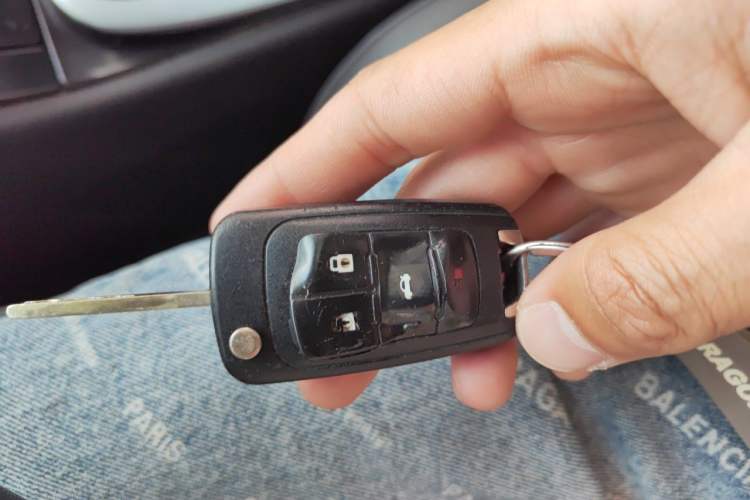Used Buick Regal 2015 1.6T Leading Technology Model Vehicle Key