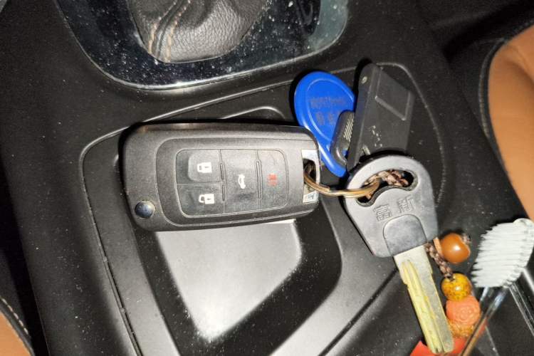 Used Buick Regal 2015 1.6T Elite Tech Model Vehicle Key