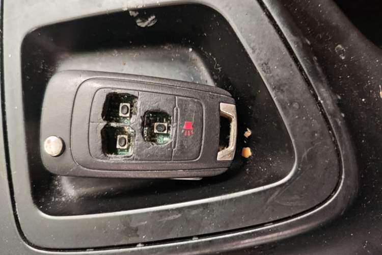 Used Buick Regal 2015 1.6T Elite Tech Model Vehicle Key