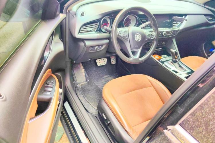 Used Buick Regal 2017 20T Elite Edition Driver Seat