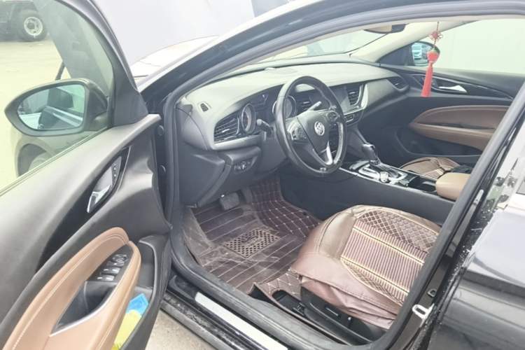Used Buick Regal 2017 20T Luxury Model Driver Seat