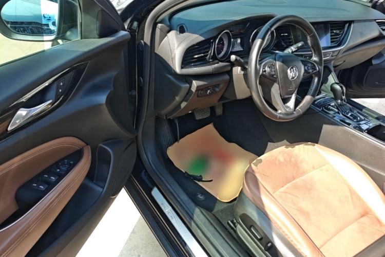 Used Buick Regal 2017 20T Elite Edition Driver Seat