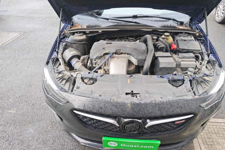 Used Buick Regal 2017 GS 28T Luxury Model Engine Bay Right