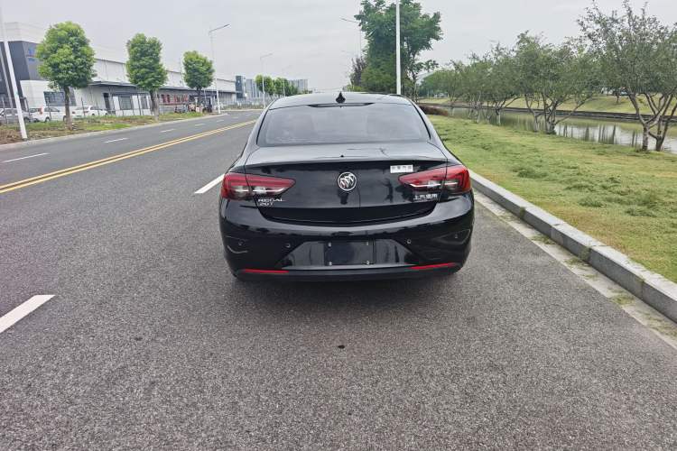 Used Buick Regal 2017 20T Elite Edition Exterior 5