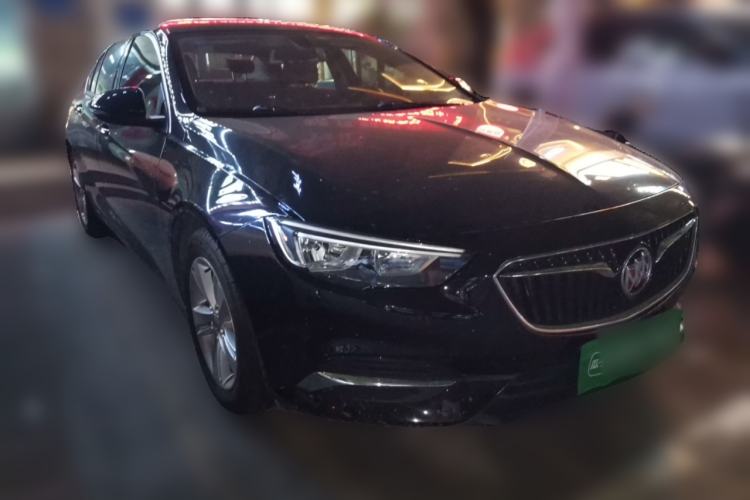 Used Buick Regal 2017 20T Elite Edition Front Right 45 Deg