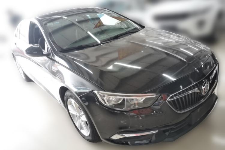 Used Buick Regal 2017 20T Elite Edition Front Right 45 Deg