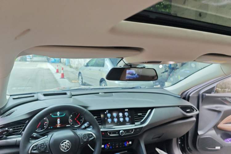 Used Buick Regal 2017 28T Prestige Model Headliner