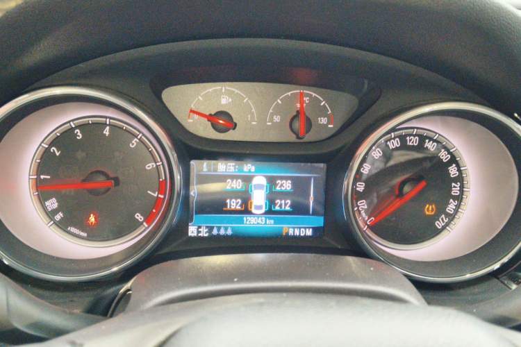 Used Buick Regal 2017 20T Luxury Model Instrument Cluster
