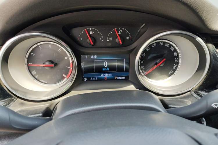 Used Buick Regal 2017 20T Elite Edition Instrument Cluster