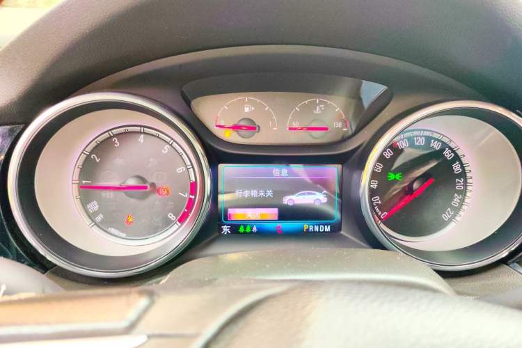 Used Buick Regal 2017 20T Elite Edition Instrument Cluster