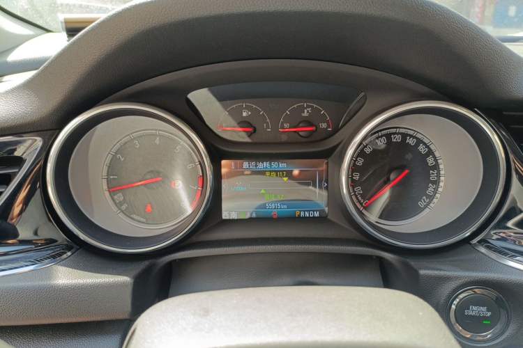Used Buick Regal 2017 20T Elite Edition Instrument Cluster