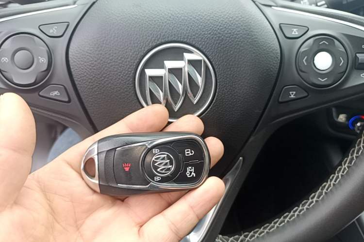Used Buick Regal 2017 20T Luxury Model Interior 1