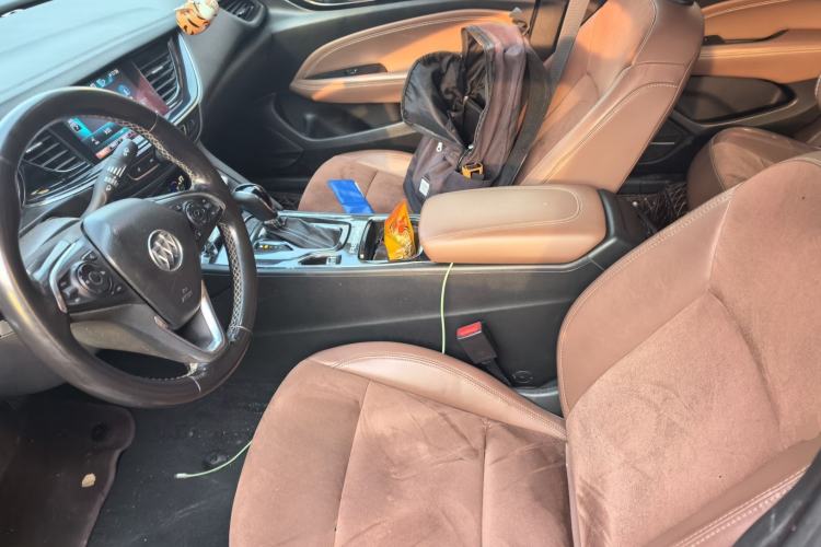 Used Buick Regal 2017 20T Elite Edition Left Front Seat