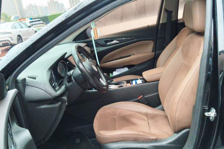 Used Buick Regal 2017 20T Luxury Model Left Front Seat