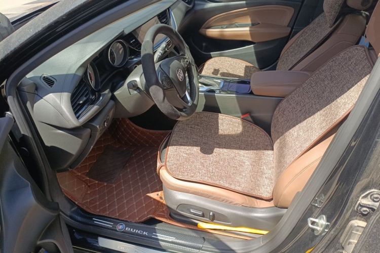Used Buick Regal 2017 20T Elite Edition Left Front Seat