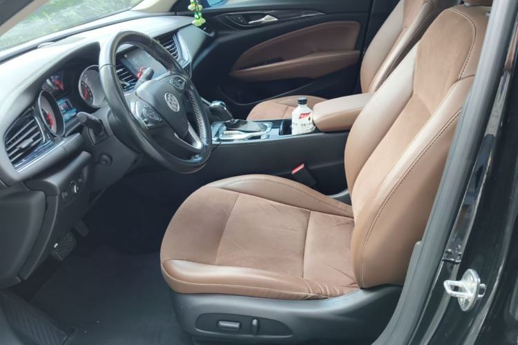 Used Buick Regal 2017 20T Elite Edition Left Front Seat