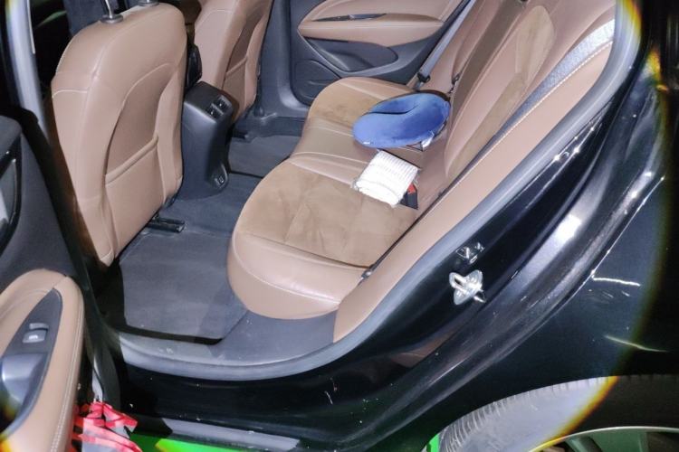 Used Buick Regal 2017 20T Elite Edition Left Rear Seat