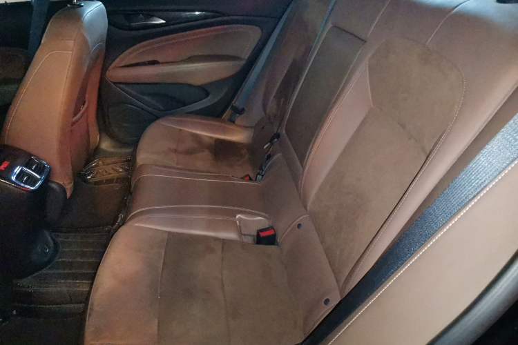 Used Buick Regal 2017 20T Elite Edition Left Rear Seat