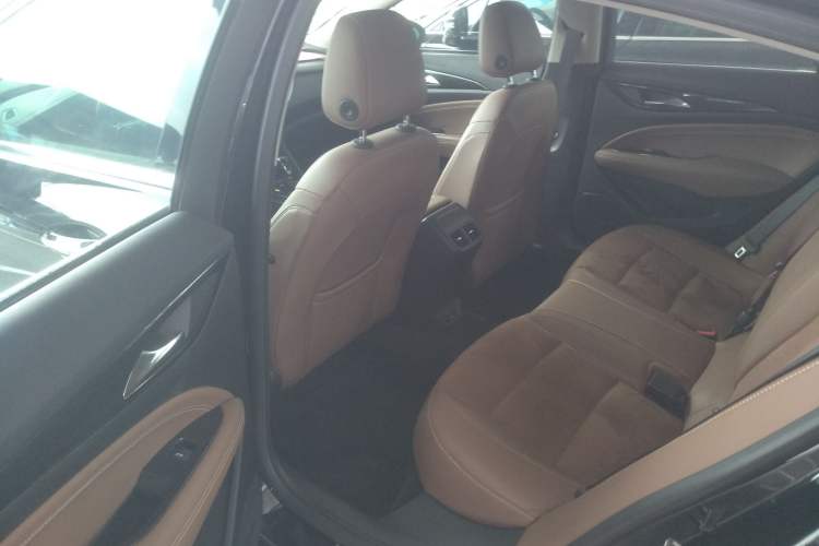 Used Buick Regal 2017 20T Elite Edition Left Rear Seat