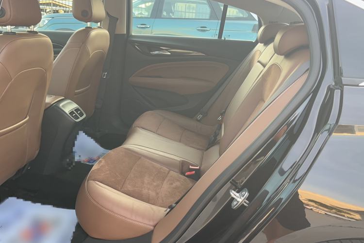 Used Buick Regal 2017 20T Prestige Model Left Rear Seat
