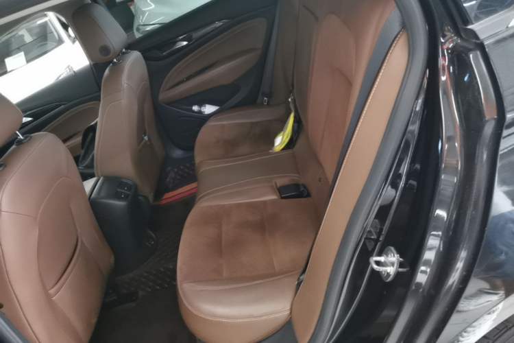 Used Buick Regal 2017 20T Elite Edition Left Rear Seat