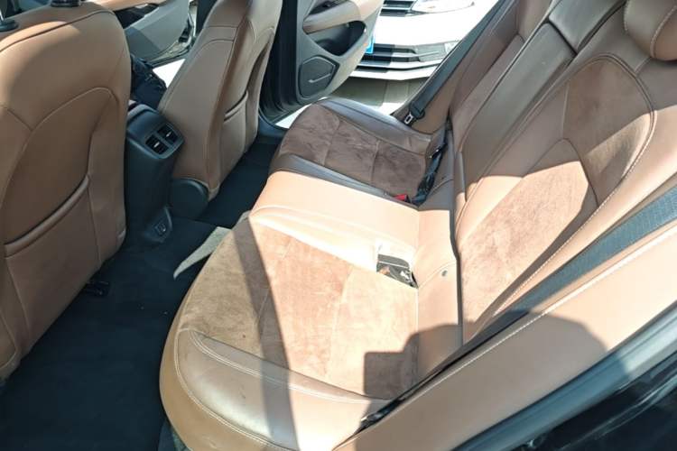 Used Buick Regal 2017 20T Elite Edition Left Rear Seat