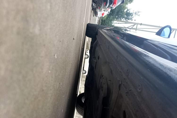 Used Buick Regal 2017 20T Luxury Model Left Side Sill