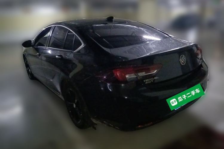 Used Buick Regal 2017 20T Elite Edition Rear Left 45 Deg