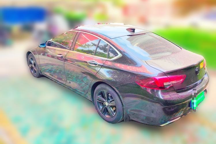 Used Buick Regal 2017 20T Elite Edition Rear Left 45 Deg
