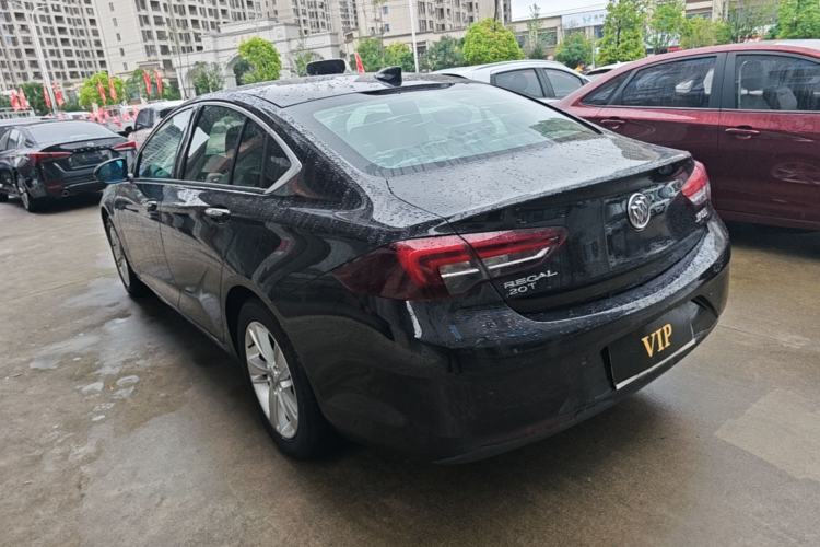 Used Buick Regal 2017 20T Elite Edition Rear Left 45 Deg