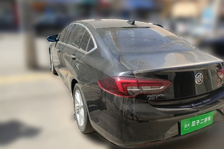Used Buick Regal 2017 20T Elite Edition Rear Left 45 Deg