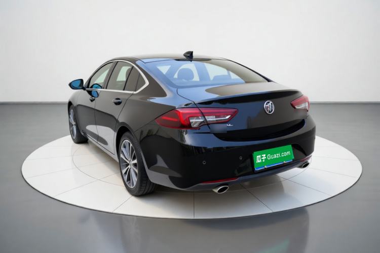 Used Buick Regal 2017 28T Luxury Edition Rear Left 45 Deg