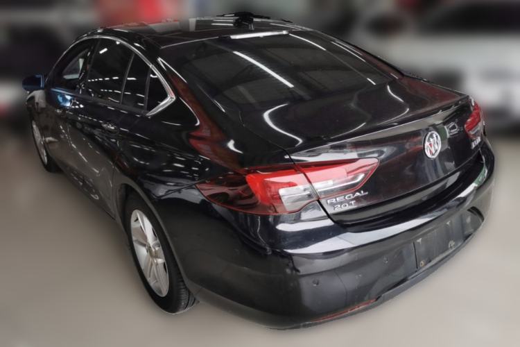 Used Buick Regal 2017 20T Elite Edition Rear Left 45 Deg