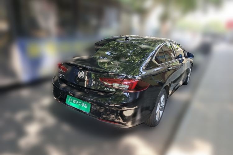 Used Buick Regal 2017 20T Elite Edition Rear Right 45 Deg