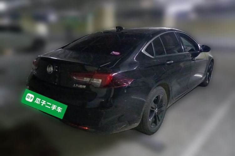 Used Buick Regal 2017 20T Elite Edition Rear Right 45 Deg