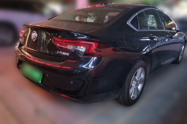 Used Buick Regal 2017 20T Elite Edition Rear Right 45 Deg