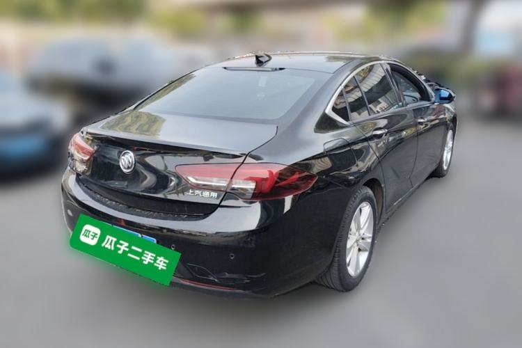 Used Buick Regal 2017 20T Elite Edition Rear Right 45 Deg